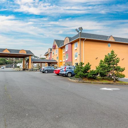 Palace Inn & Suites Lincoln City Buitenkant foto