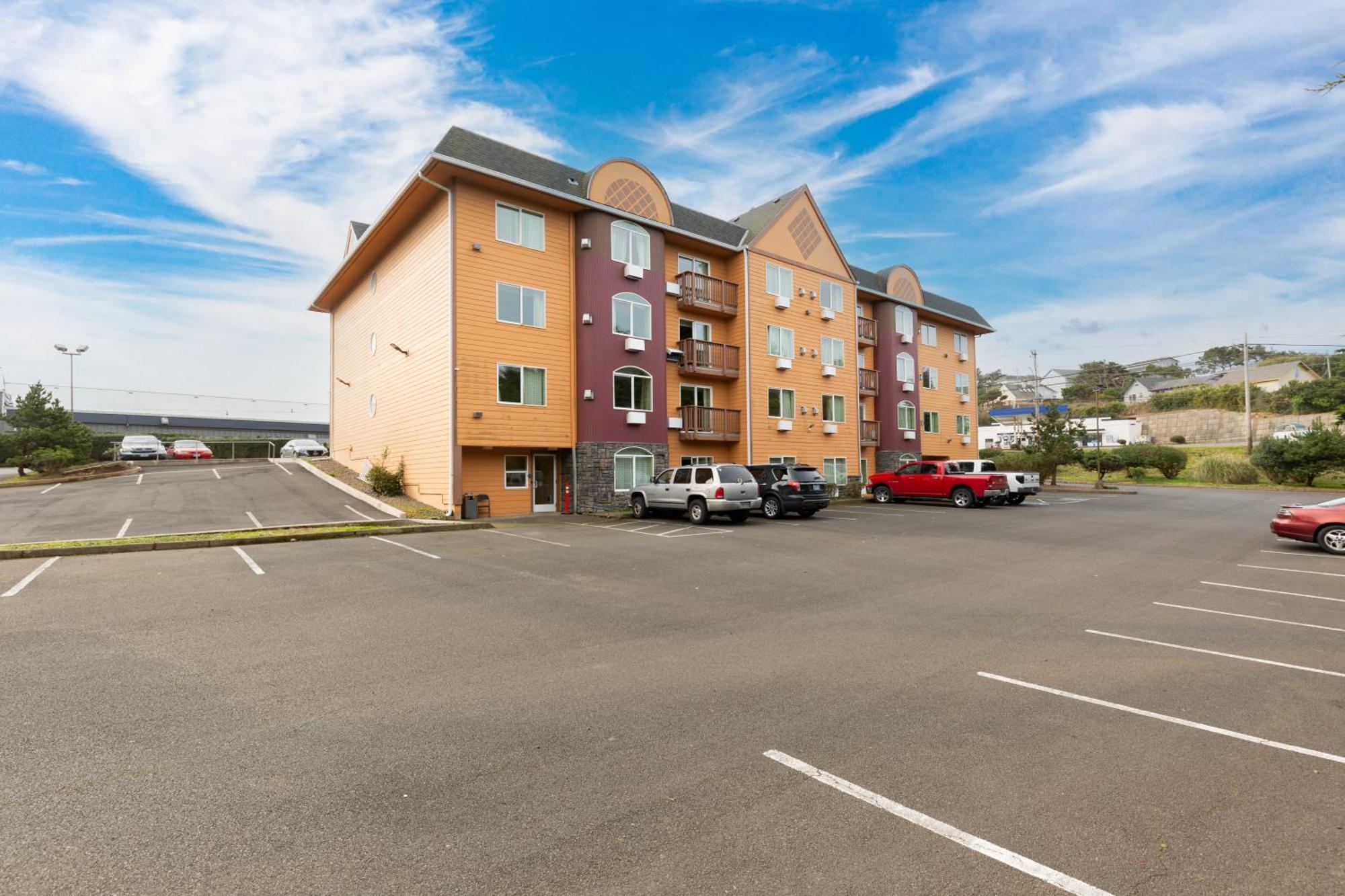 Palace Inn & Suites Lincoln City Buitenkant foto