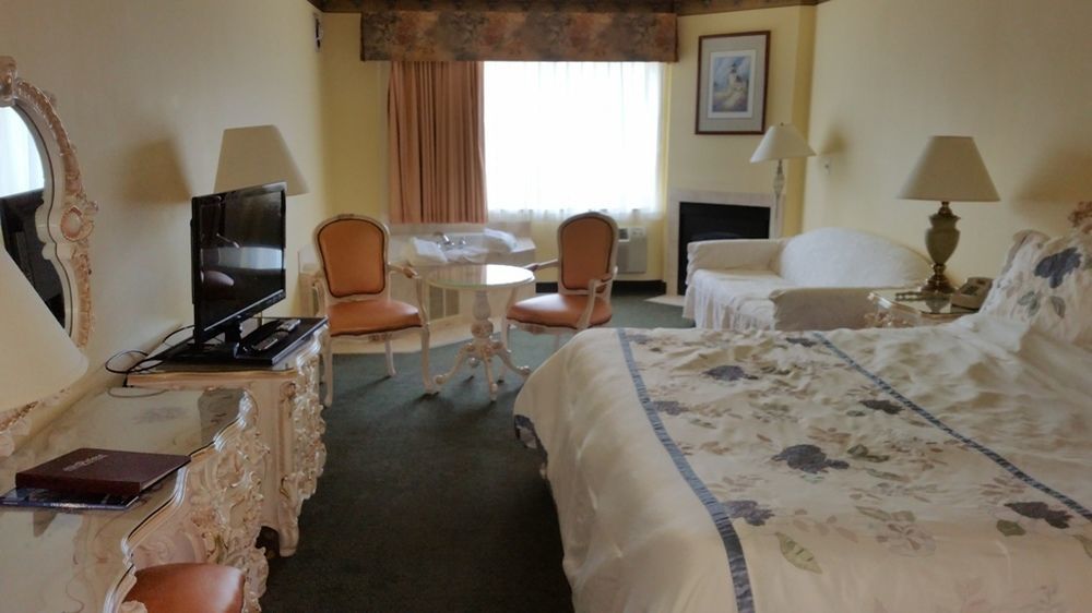 Palace Inn & Suites Lincoln City Buitenkant foto