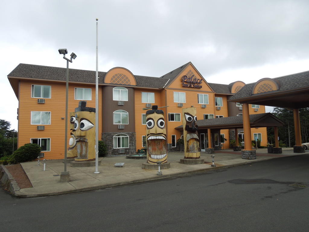 Palace Inn & Suites Lincoln City Buitenkant foto