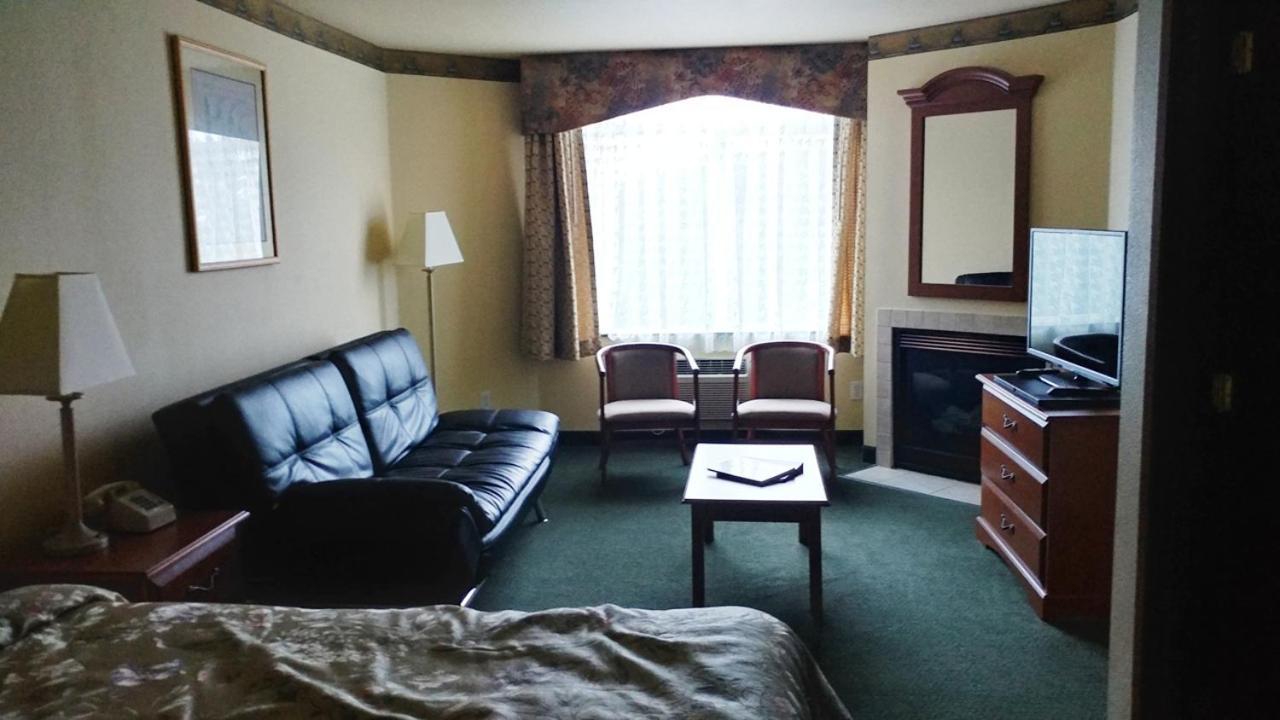 Palace Inn & Suites Lincoln City Buitenkant foto