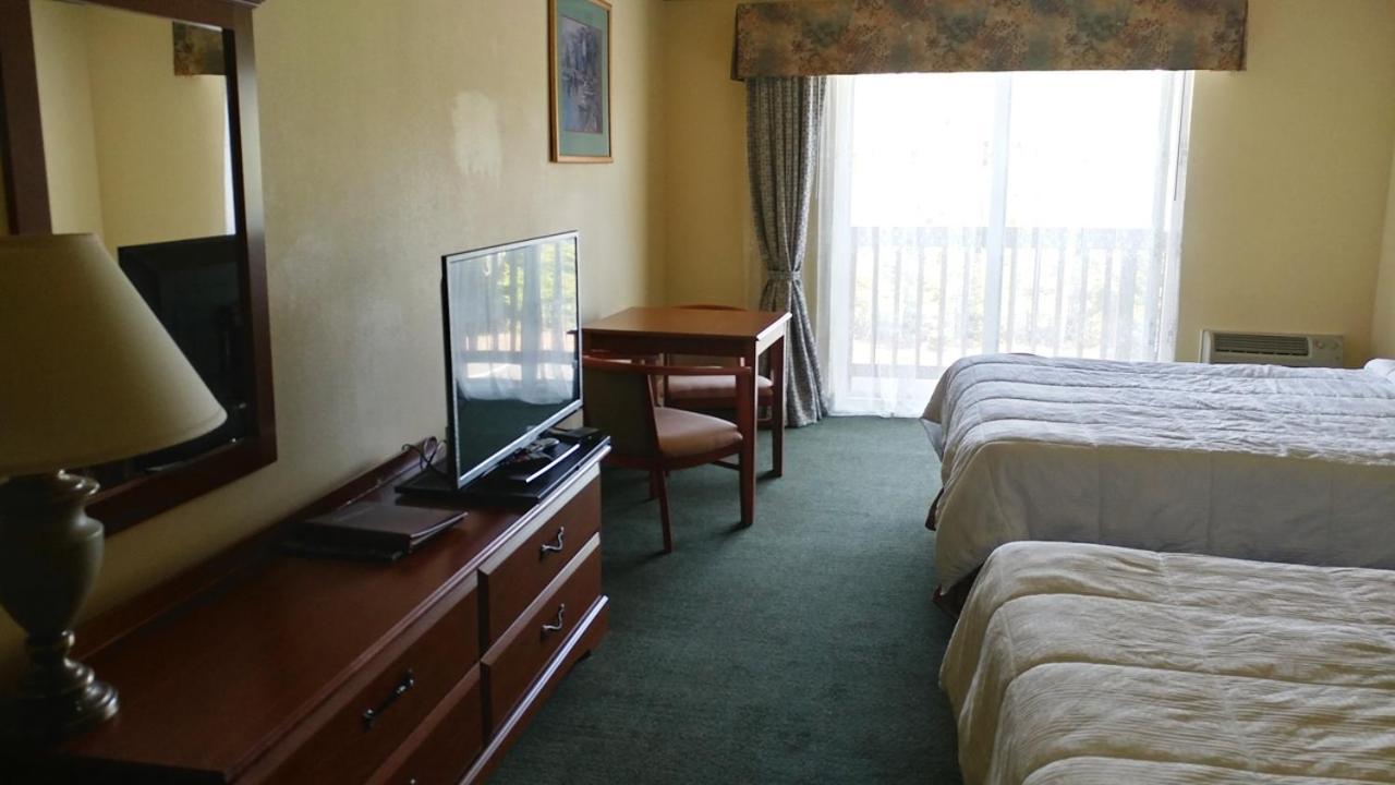 Palace Inn & Suites Lincoln City Buitenkant foto