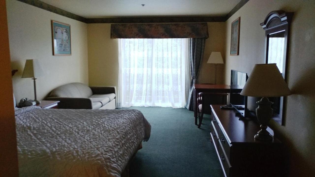 Palace Inn & Suites Lincoln City Buitenkant foto