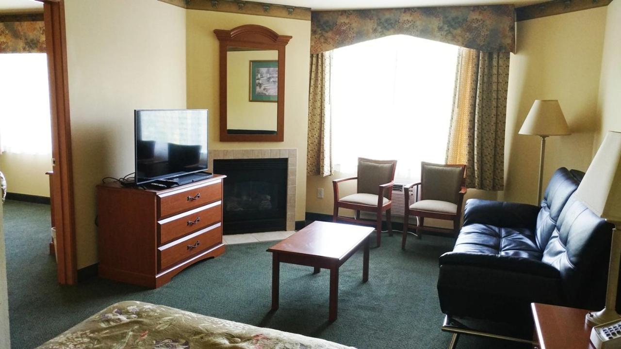 Palace Inn & Suites Lincoln City Buitenkant foto
