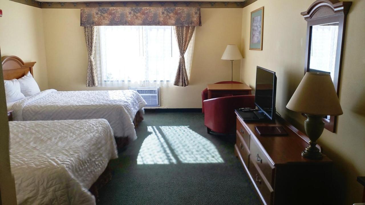Palace Inn & Suites Lincoln City Buitenkant foto