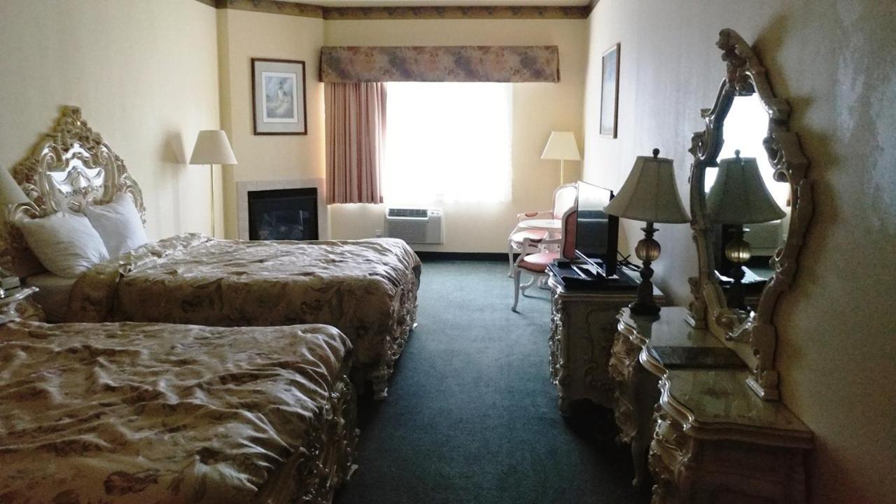 Palace Inn & Suites Lincoln City Buitenkant foto