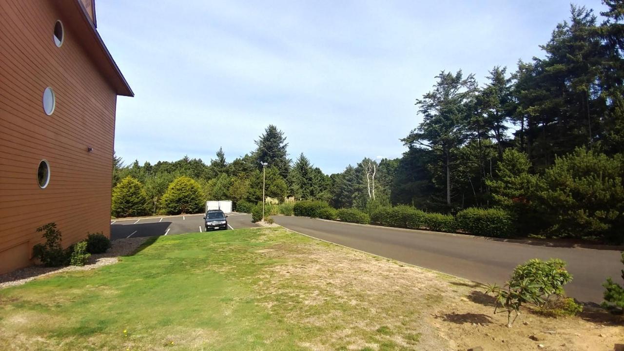 Palace Inn & Suites Lincoln City Buitenkant foto