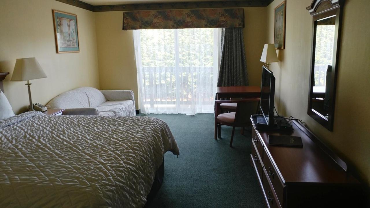 Palace Inn & Suites Lincoln City Buitenkant foto