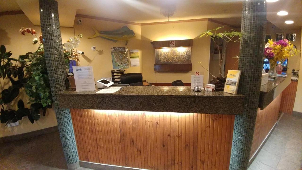 Palace Inn & Suites Lincoln City Buitenkant foto