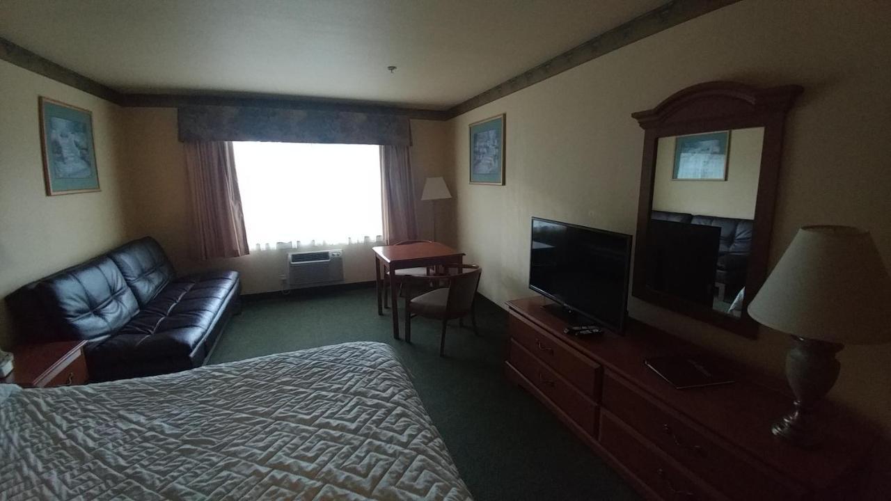 Palace Inn & Suites Lincoln City Buitenkant foto